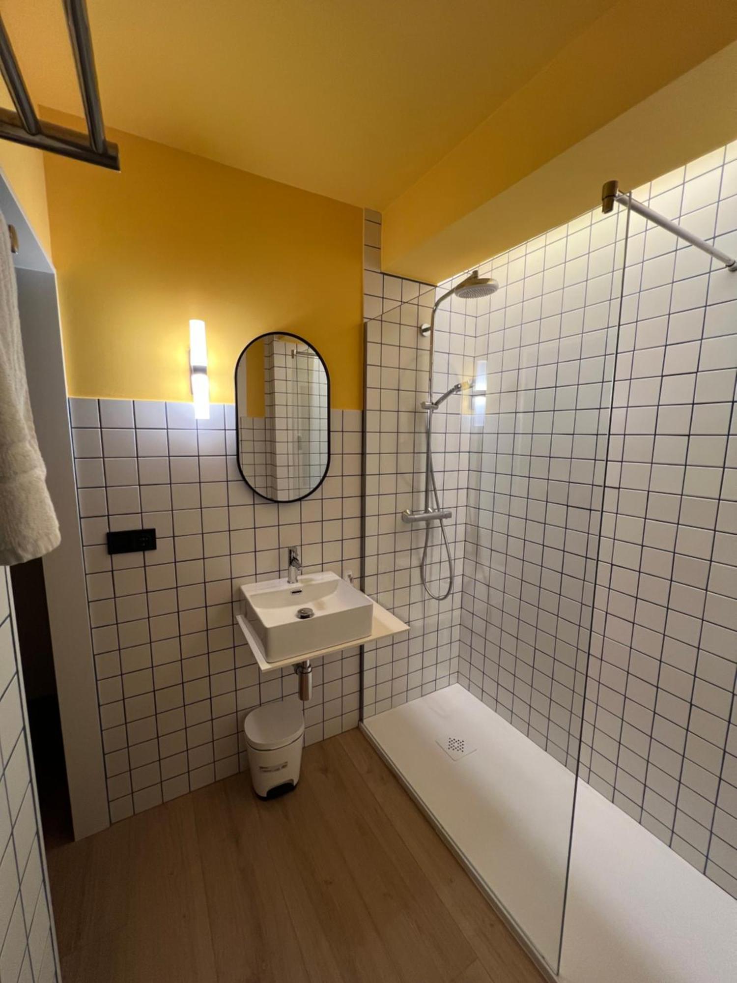 Albergue O Burgo O Pedrouzo Ngoại thất bức ảnh