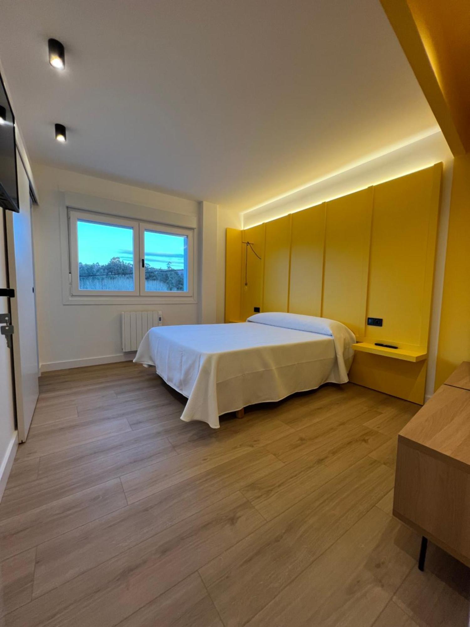 Albergue O Burgo O Pedrouzo Ngoại thất bức ảnh